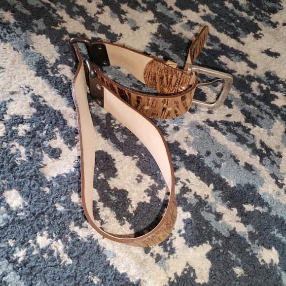 Brown Leather Women,s belt